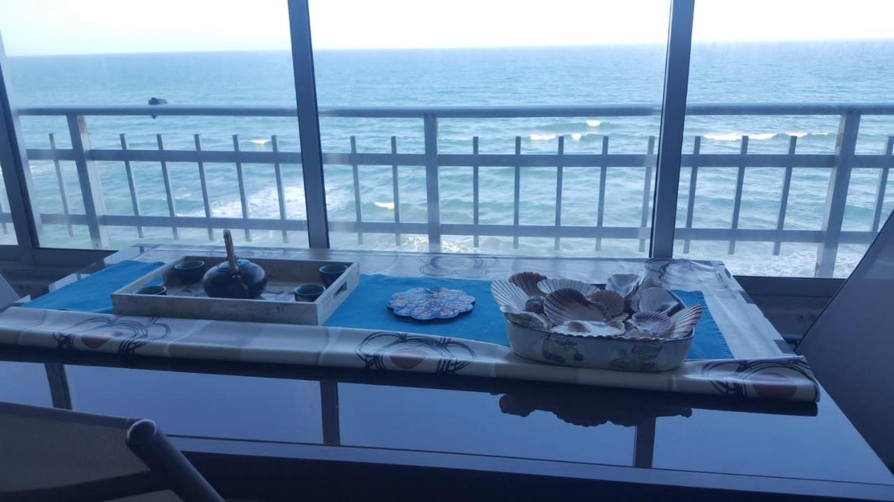 Blue Double Private Room At Front Beach - Habitacion Doble En La Playa Valencia Exterior foto